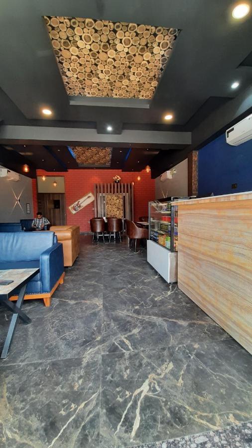 Hotel Ventures Inn Amritsar Buitenkant foto