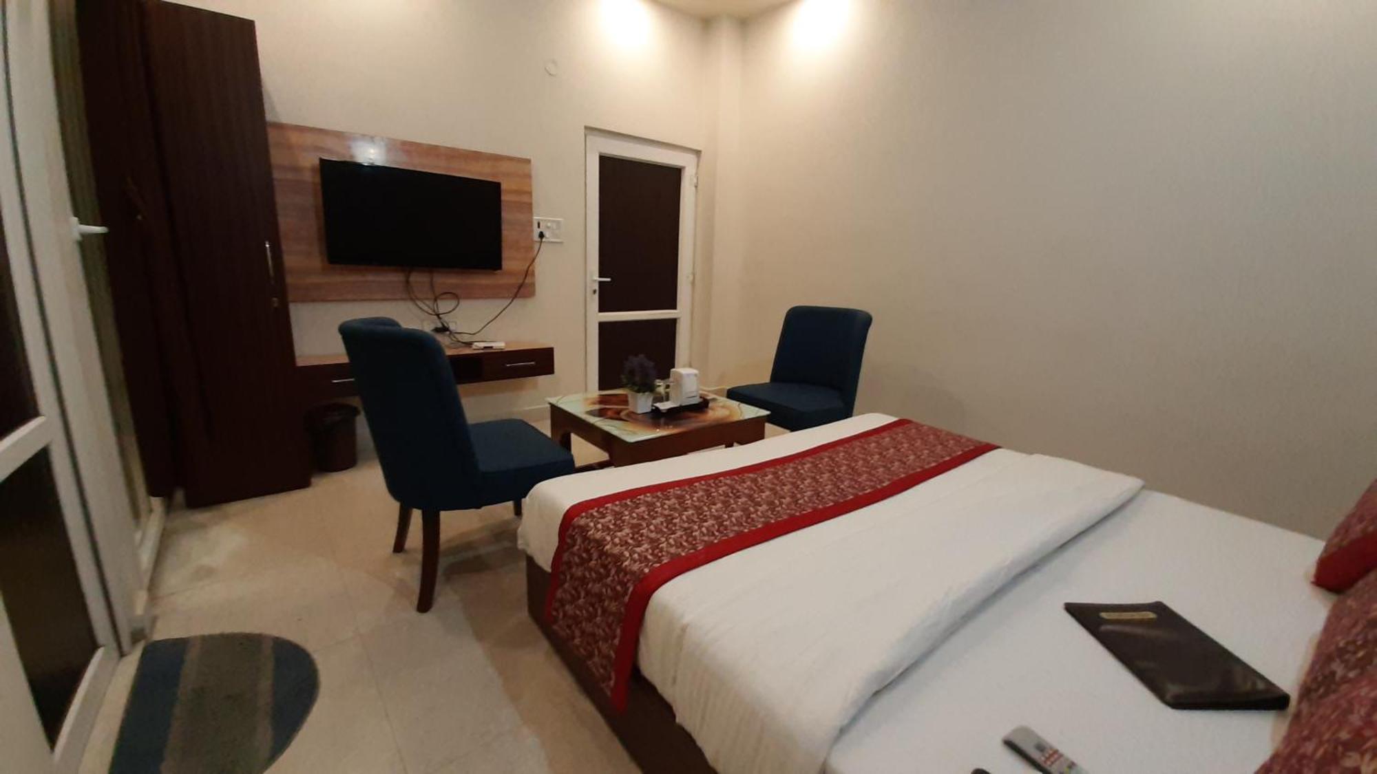 Hotel Ventures Inn Amritsar Kamer foto
